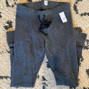NWT gap stretchy leggings